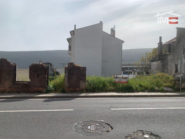 Terreno para construção urbana Estrada Principal de Mira de Aire