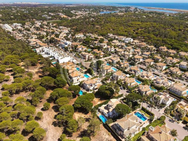 Terreno para construção, Varandas do Lago, Ancão, Algarve