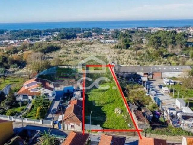 Terreno com 3204m2 para Construção na Madalena