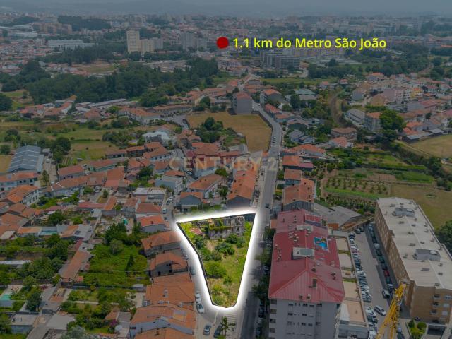 Terreno para Construção 1.367 m² ao Centro de São Mamede e Hospital São João