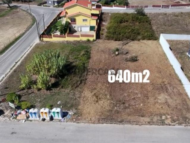 TERRENO PARA CONSTRUÇÃO 640 m² ALCAIADARIA, MILAGRES, LEIRIA