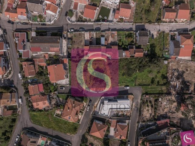 TERRENO PARA CONSTRUÇÃO