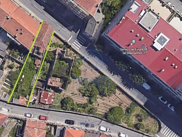 Terreno para cosntrução em altura junto ao Hospital S. João