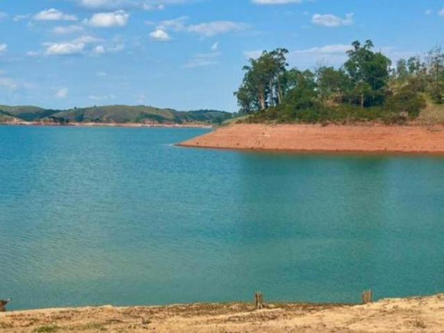 Terreno para chalé na beira da represa
