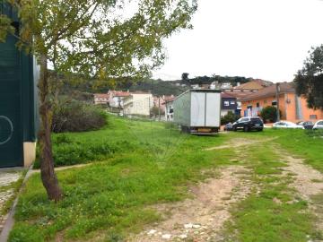 Terreno para arrendar em Odivelas