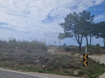 Terreno para arrendar em Magoito