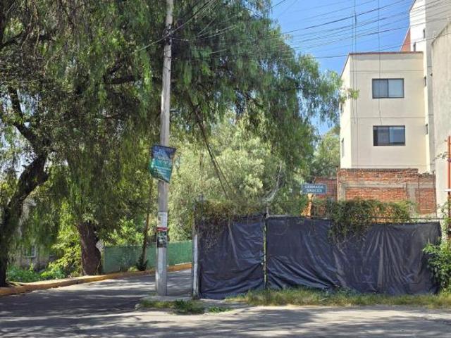 TERRENO PARA INVERSIONISTAS CON PROYECTO DE DEPARTAMENTOS