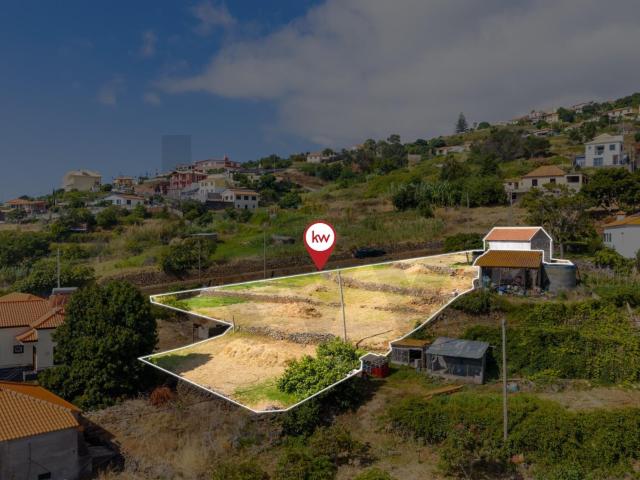 Terreno para investimento com elevado potencial construtivo