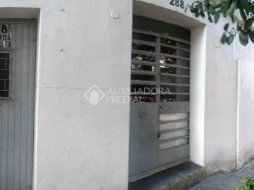 TERRENO PARA INVESTIDOR COM UMA CONSTRIÇAO NA FRENTE, NO CENTRO HISTÓRICO