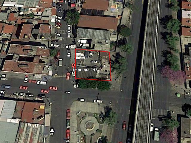 TERRENO PARA LOCALES O EDIFICIO OFICINAS
