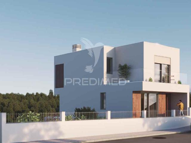 Terreno para Moradia T4 | PIP de arquitetura aprovado | Rio de Mouro – Sintra