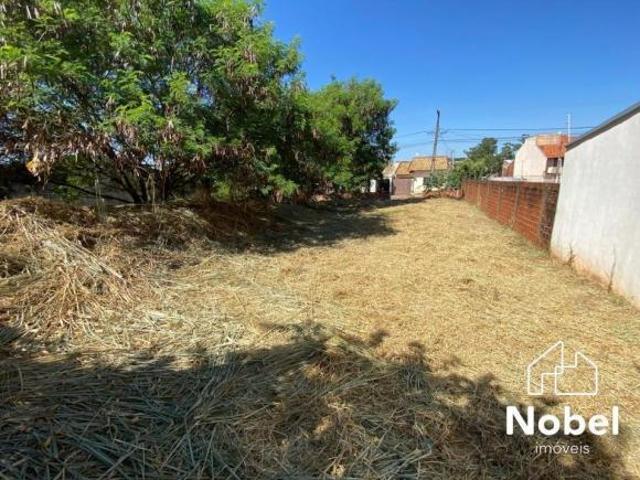 Terreno Para Subdividir de 839,96 m² à venda em Cianorte PR, Jardim Vó Geny: oportunidade única!