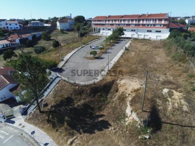 Terreno para Prédio com 9 Apartamentos | Entregue com PIP aprovado | Meirinhas | Pombal
