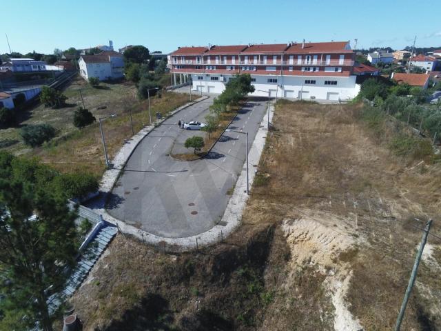 Terreno para Prédio com 9 Apartamentos | Entregue com PIP aprovado | Meirinhas | Pombal