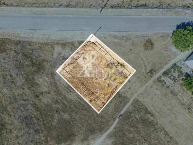 Terreno para Prédio de 3 Pisos nos Pinheirinhos – Setúbal