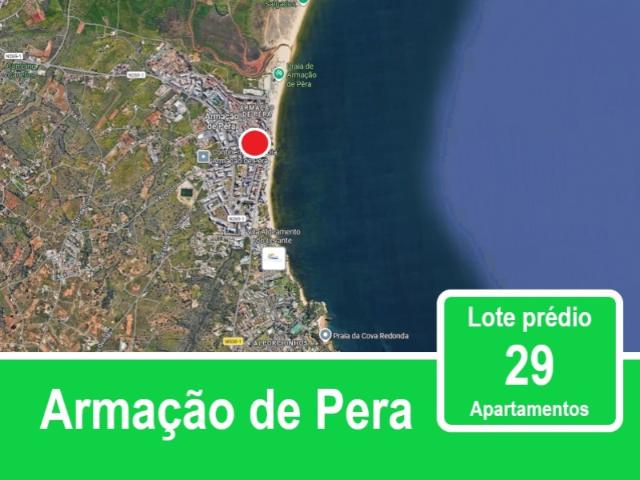 Terreno para prédio em Armação de Pêra a 500m da praia