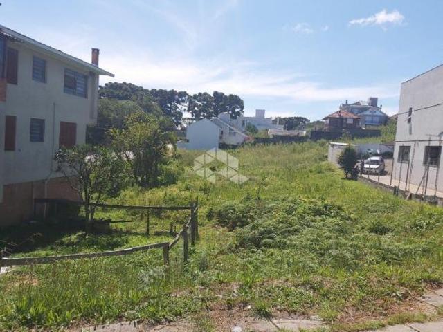 Terreno para residência ou estabelecimento comercial no Santo Antão