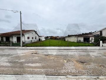 Terreno para rústico com 1312 m2 e viabilidade de construção em Espairo