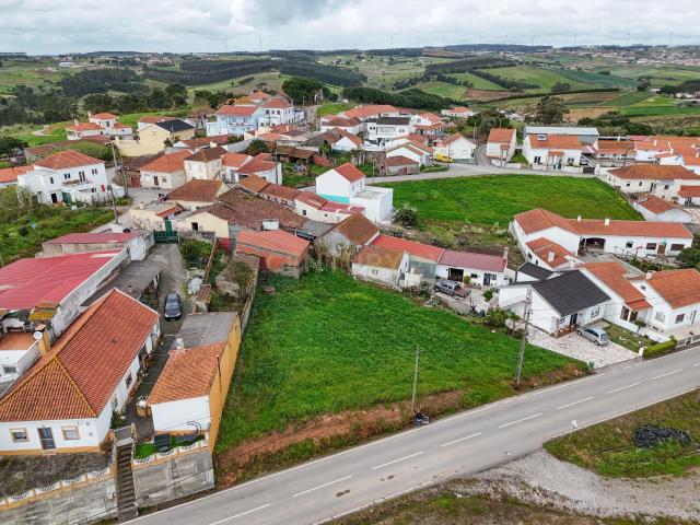 Terreno para venda com 640 m² no Casal do Moinho Moita dos Ferreiros com Poço