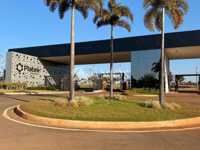 Terreno para venda em Condomínio Residencial Platini Urban P