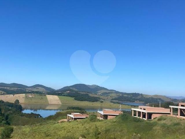 Terreno para venda em Centro, Monte Sião