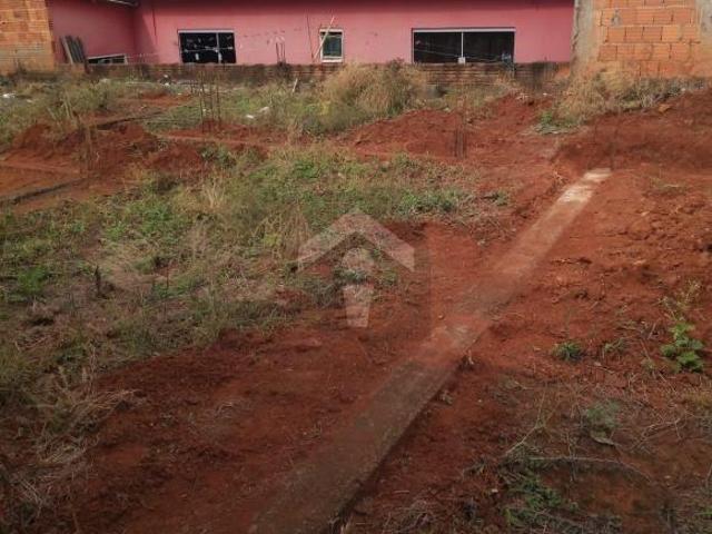 Terreno para venda em Centro, Oliveira