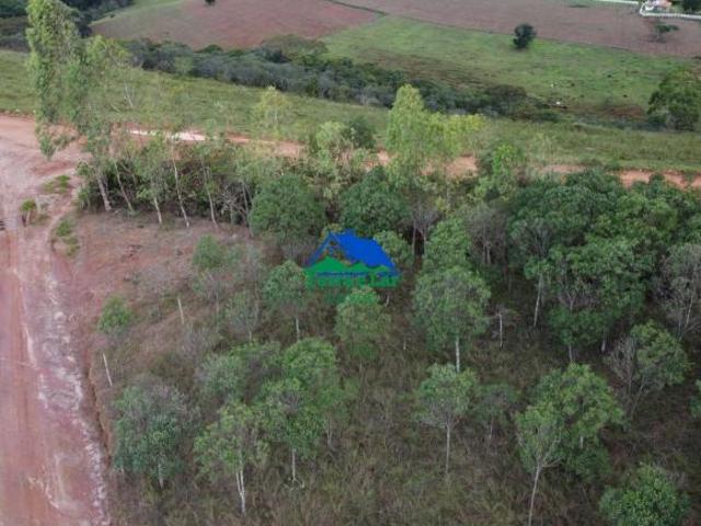 Terreno para venda em Centro, Aiuruoca