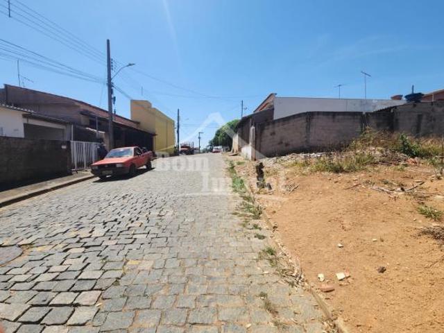 Terreno para venda em Centro, Campo Belo