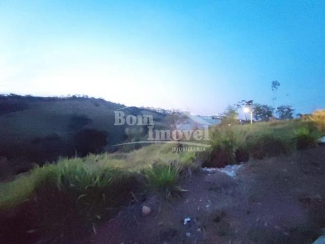 Terreno para venda em Centro, Campo Belo