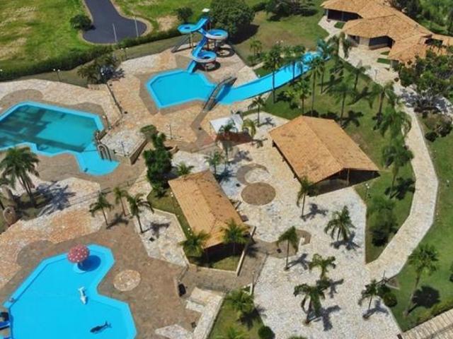 Terreno para venda em Centro de 1702.00m²