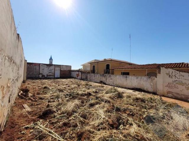 Terreno para venda em Centro de 244.00m²