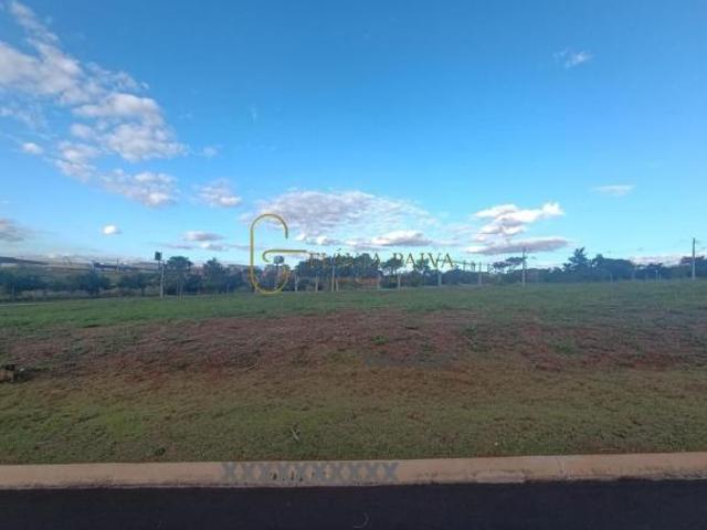 Terreno para venda em Cravinhos de 403.00m²
