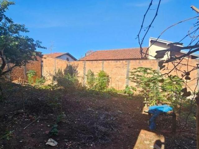 Terreno para venda em Adalberto Frederico Oliveira Roxo Ll de 180.00m²