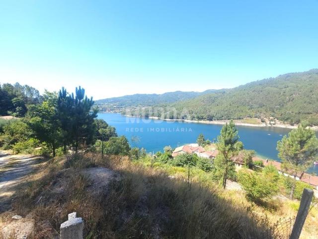Terreno para Venda em Admeus – Vila do Gerês
