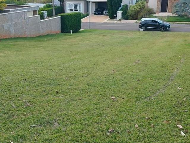 Terreno para venda em Alphaville Dom Pedro de 560.00m²