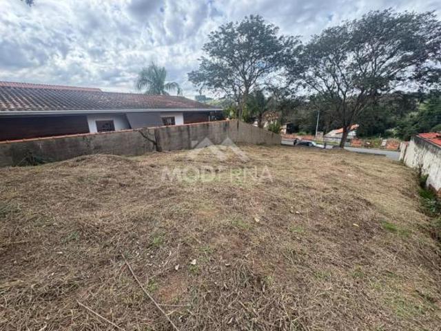 Terreno para Venda em Bofete, Jardim Santa Catarina