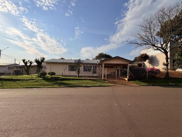 Terreno para Venda em Erechim, Três Vendas, 3 dormitórios, 2 banheiros, 2 vagas