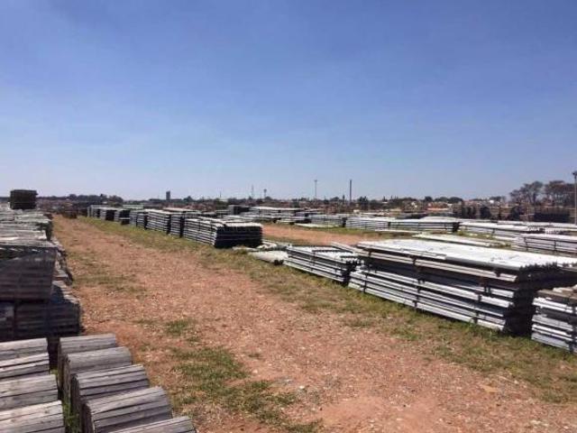 Terreno para venda em Jardim Menzani de 4033.00m²
