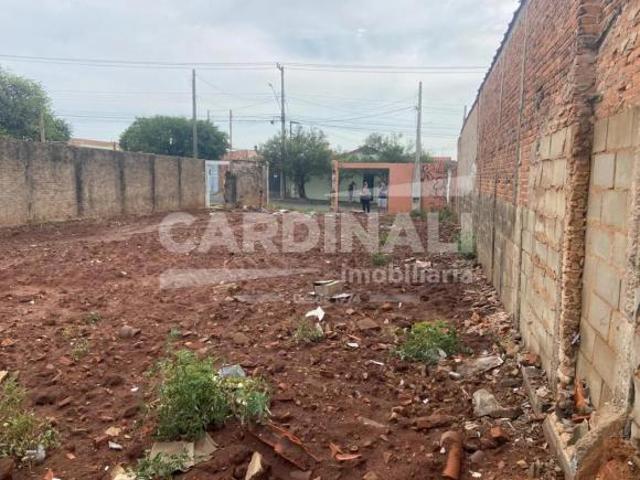 Terreno para venda em Jardim Beatriz de 300.00m²