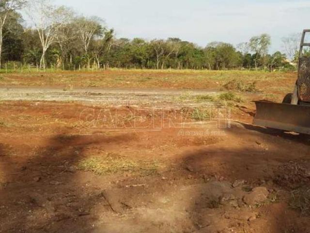 Terreno para venda em Jardim Imperial de 1972.00m²