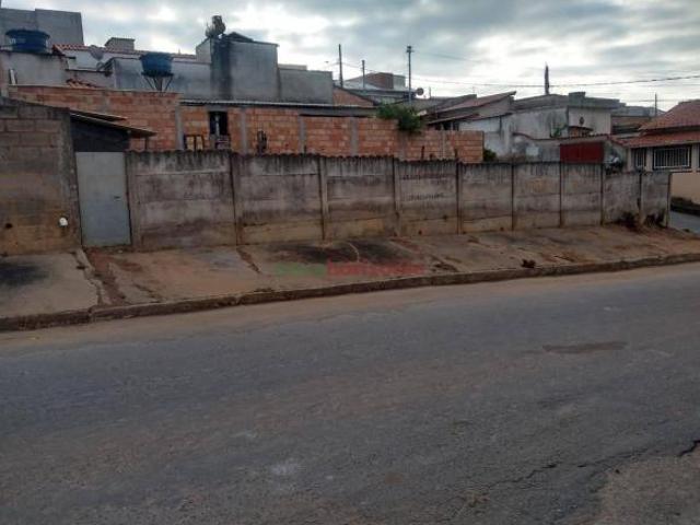 Terreno para venda em Oliveira