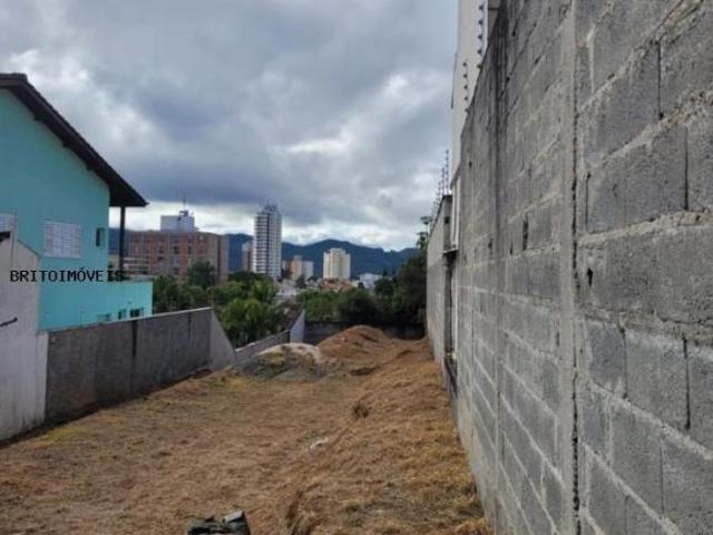 Terreno para Venda em Mogi das Cruzes / SP no bairro Vila Oliveira
