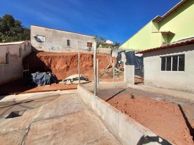 Terreno para Venda em São Lourenço / MG no bairro Solar dos Lagos