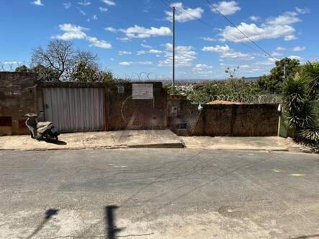 Terreno para venda em Santos Reis, Montes Claros