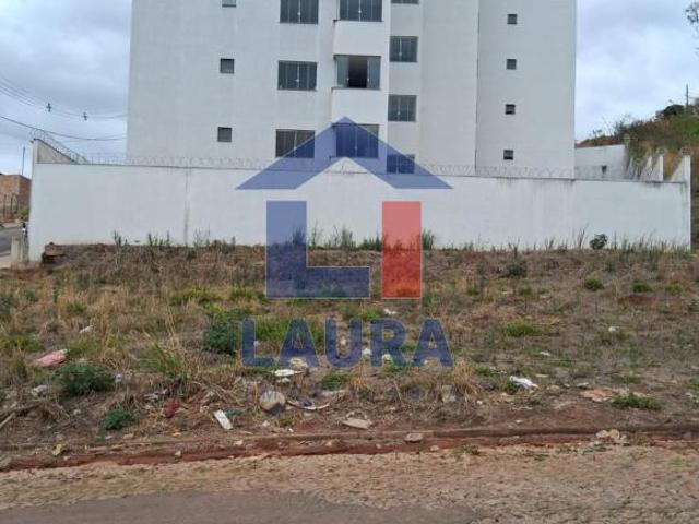 Terreno para venda em Senador Valadares, Pará de Minas
