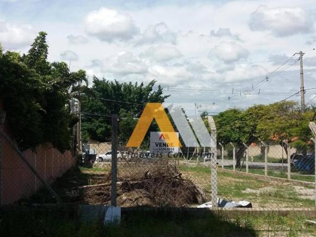 Terreno para venda em Parque Campolim de 360.00m²