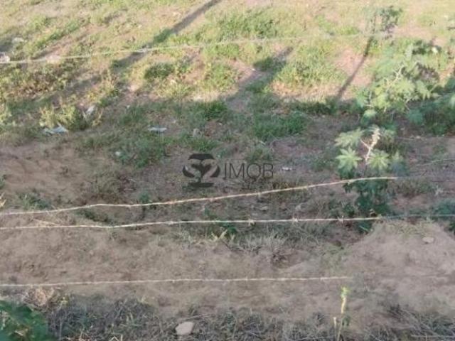 Terreno para venda em Parque das Laranjeiras de 250.00m²