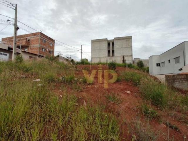 Terreno para venda em Parque Real, Pouso Alegre