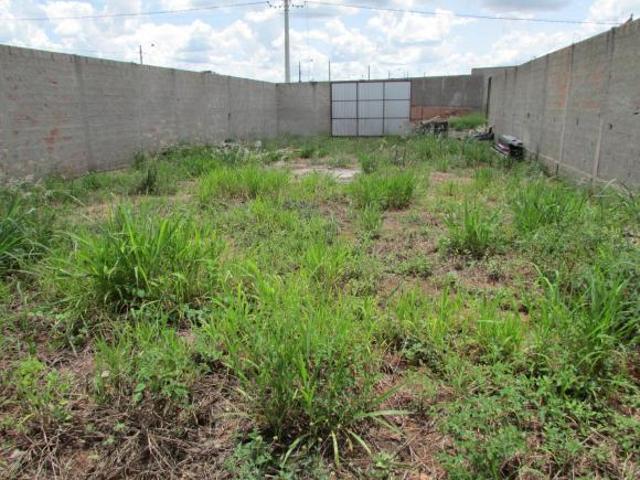 Terreno para Venda em Pirassununga/SP 0 Dorm. 250 m2 Área Útil