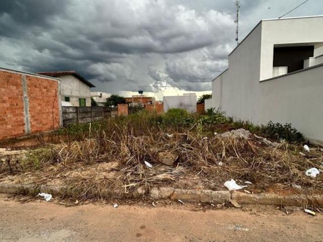 Terreno para venda em Residencial Parque das Palmeiras II, G